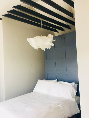 Boutique Residence in Galway City (Room 5-Double)