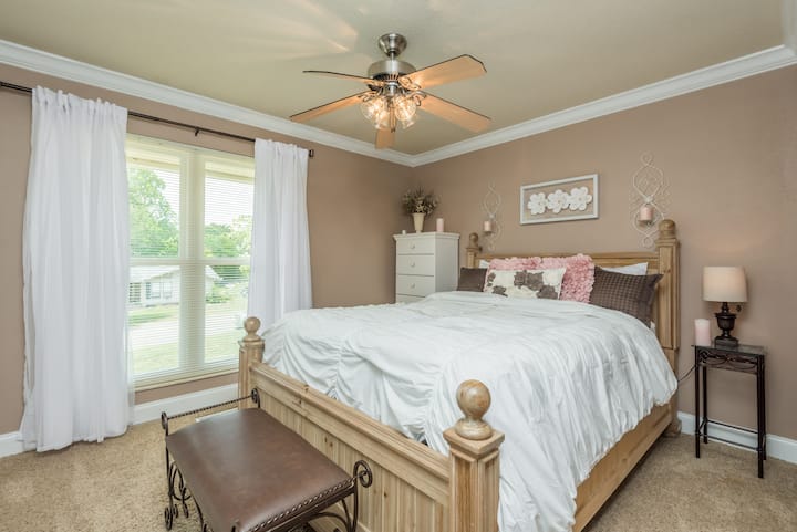 12 Best Airbnbs With Pool In Knoxville, Tennessee | Trip101