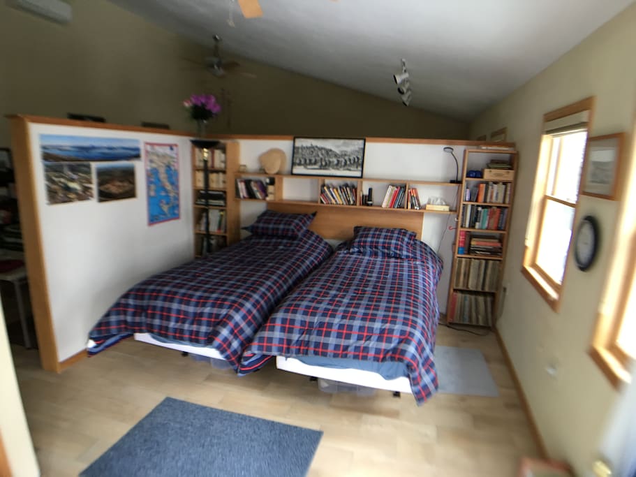 Two extra long twin beds. Additional beds can be set up if needed