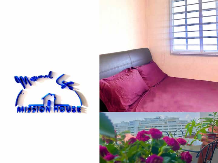 (Central) Room & Dedicated Bathroom - Females Only - Singapore