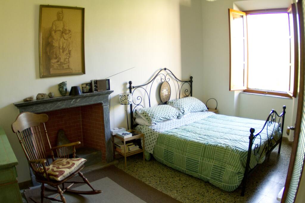 Double bedroom/Camera da letto doppia