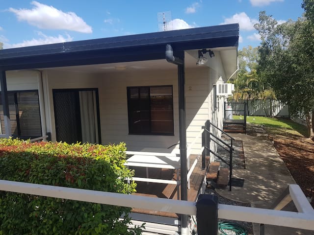 3 bedroom, 2 bathroom, carport, aircon, NBN