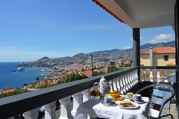 Luis Miguel Carvalho managed Airbnb listing 1