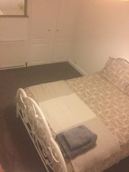 The avaliable room