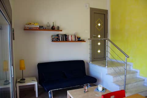 Popular Airbnb listing: Azzurro Apartment in Δήμος Θάσου