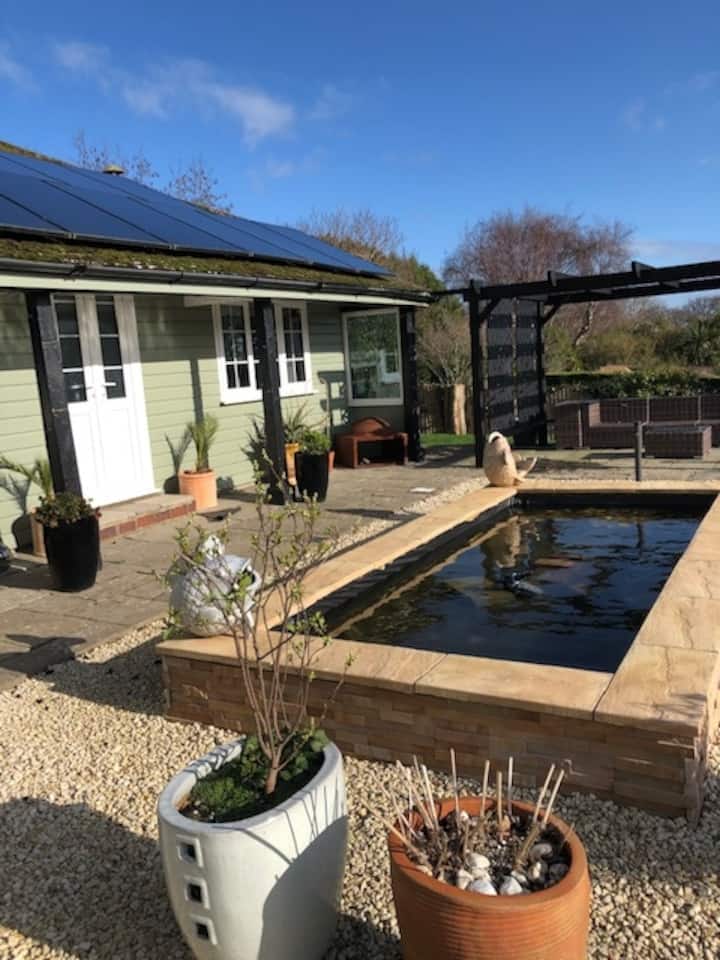 Detached Summerhouse for your own use Guest houses for Rent in