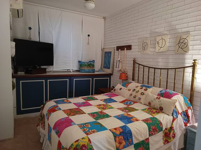 Cozy place, fancy area gallery image 3