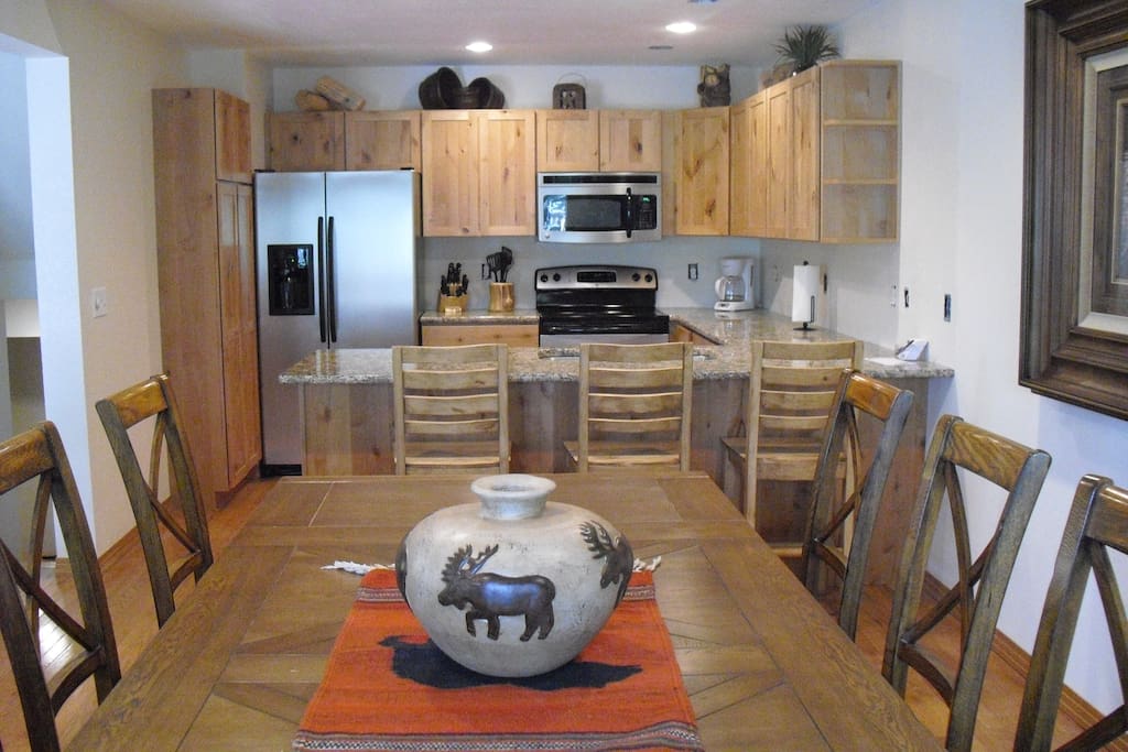 Fully updated gorgeous kitchen! Granite counters, stainless appliances, new cabinets!