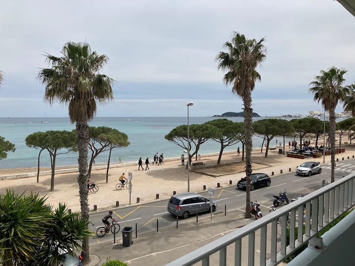 Seafront T3 La Ciotat Sea view 180 degrees