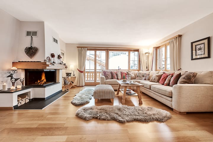Klosters Luxushaus Im Herzen Des Dorfes - Klosters-Serneus