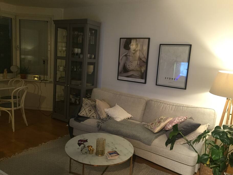 Livingroom (evening)