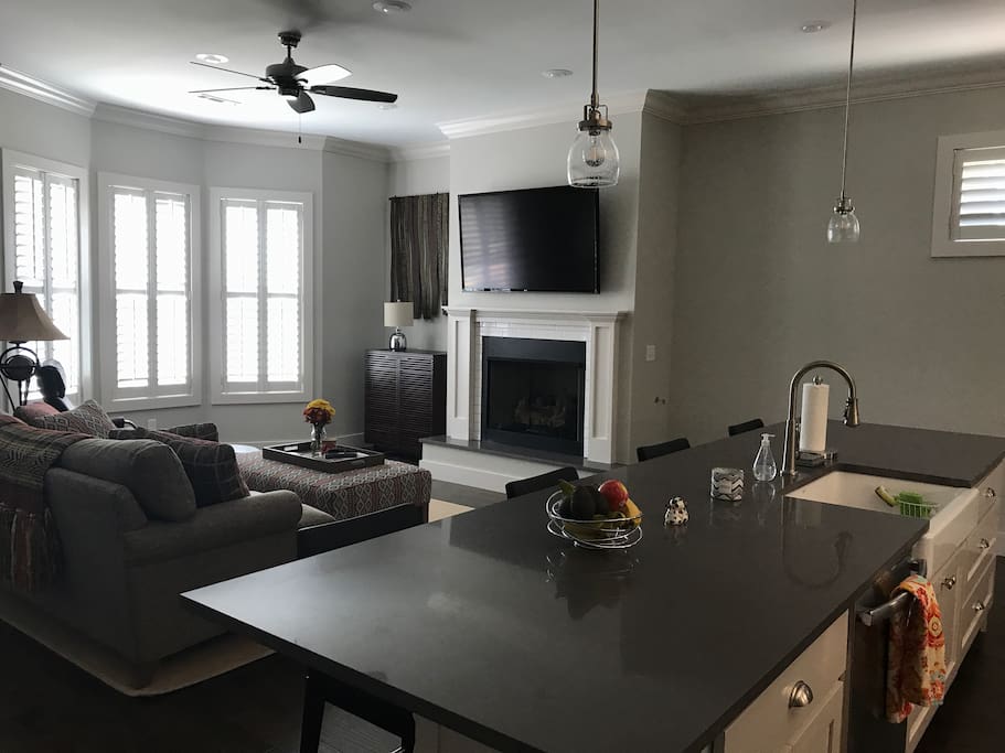 Living room/kitchen