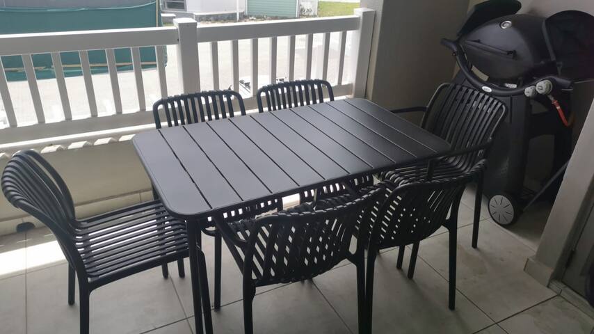 Secure Kommetjie Beach Apartment gallery image 2