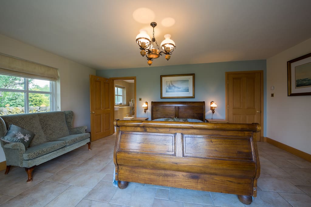 Ground Floor Master Bedroom