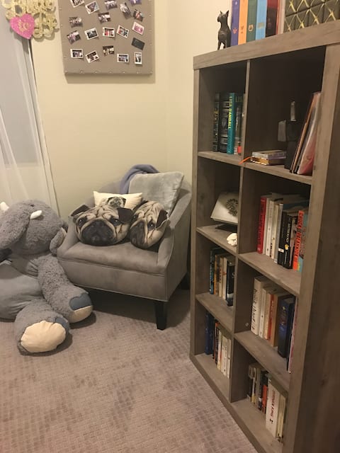 Feels like home, Long-Term bookings Welcomed