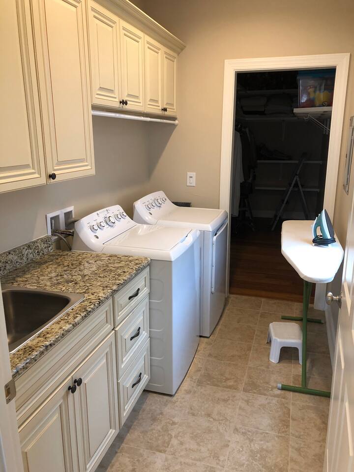 10 Best PetFriendly Airbnbs In Pawleys Island, South Carolina Updated 2024 Trip101