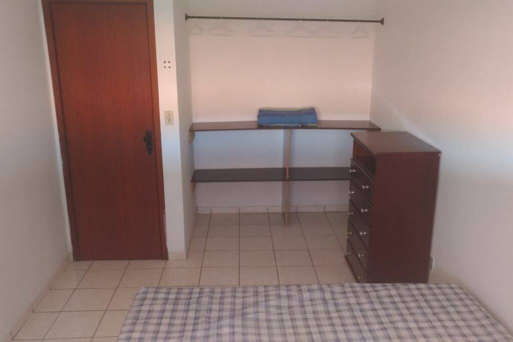 quarto casal