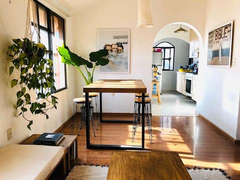 Acogedora habitación en depto cerca del centro