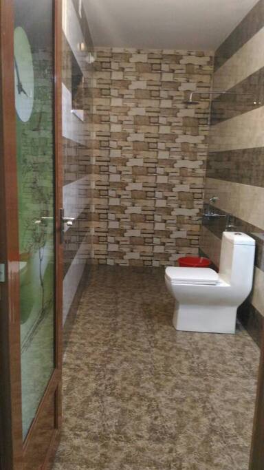 Main Bathroom