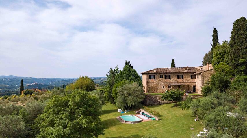 17th century Villa with pool, in Florence