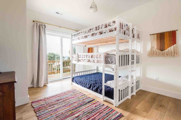 საძინებელი 4