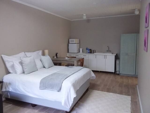 Airbnb Norwood Vacation Rentals Places To Stay Gauteng
