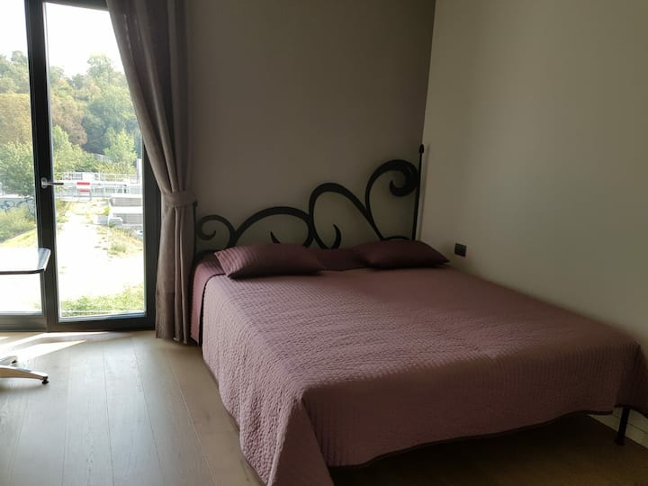 غرفة النوم 1