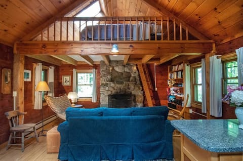 Stetson Hollow Cabin by Stetson Brook
