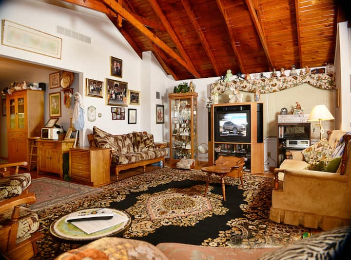 A Beautiful RETREAT home on a LAKE