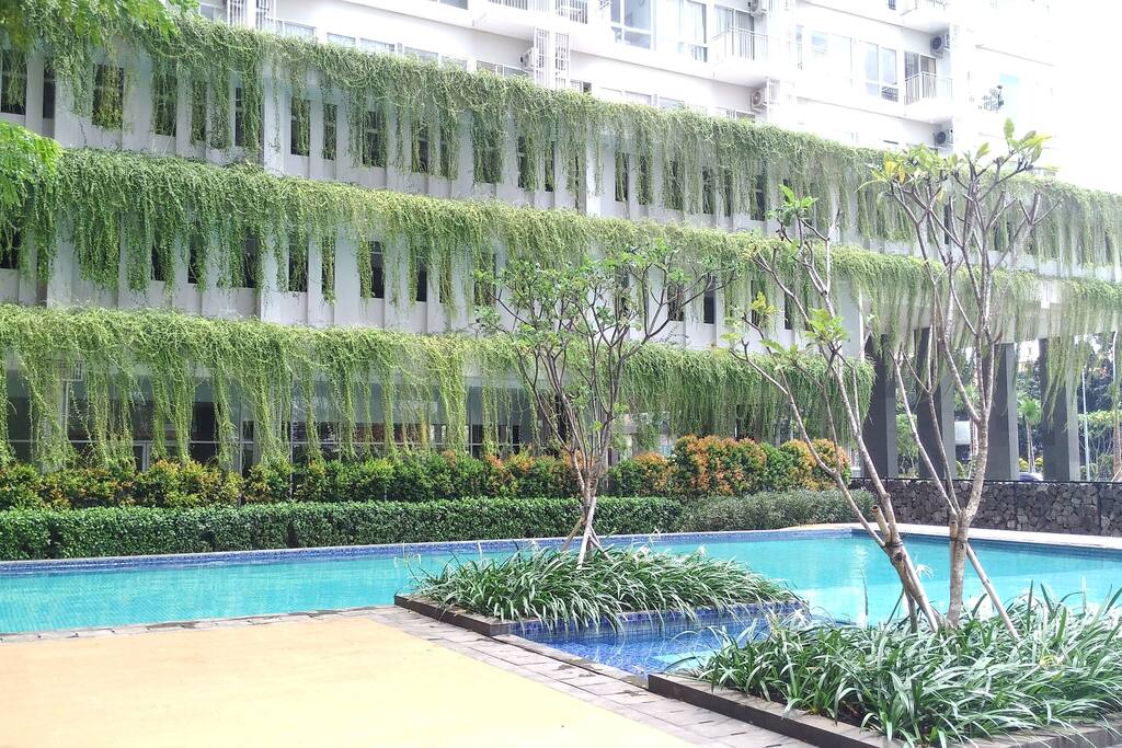 Swimming pool with 3 different depths
