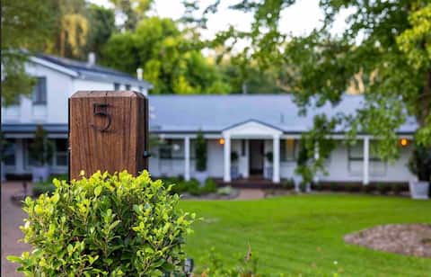 Berry Luxury Retreat