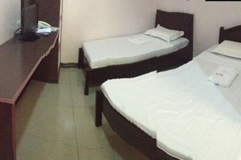 Twin Bed / 2 person