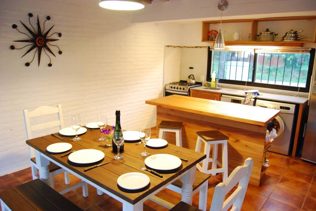 Open style kitchen and dining room