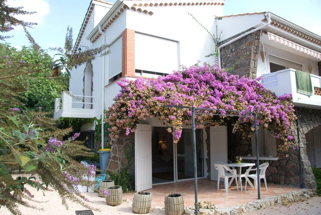 Appartement en bas de villa