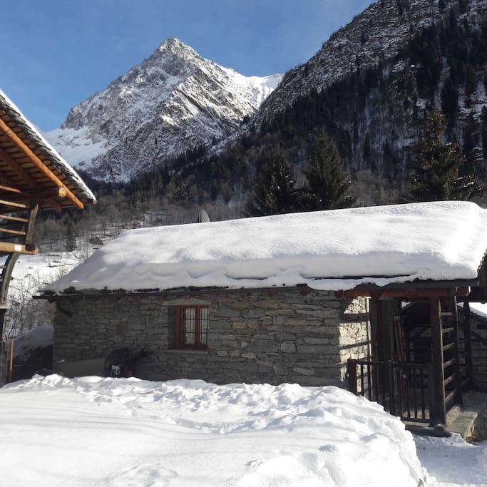 alagna valsesia lesbian singles Alagna valsesia, loc ronco for alagna locrofer, single cabin with land appurtenant to renovate with roof in good condition prezzo: € 190. alagna valsesia lesbian singles Alagna valsesia, loc ronco for alagna locrofer, single cabin with land appurtenant to renovate with roof in good condition prezzo: € 190.