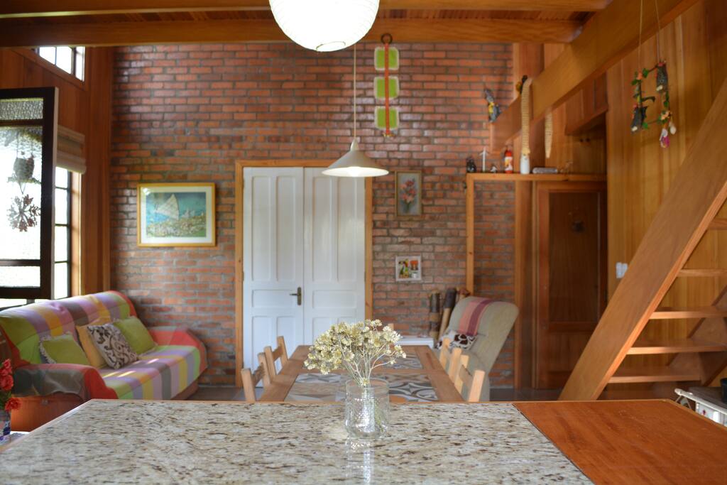 Sala e cozinha conjugados