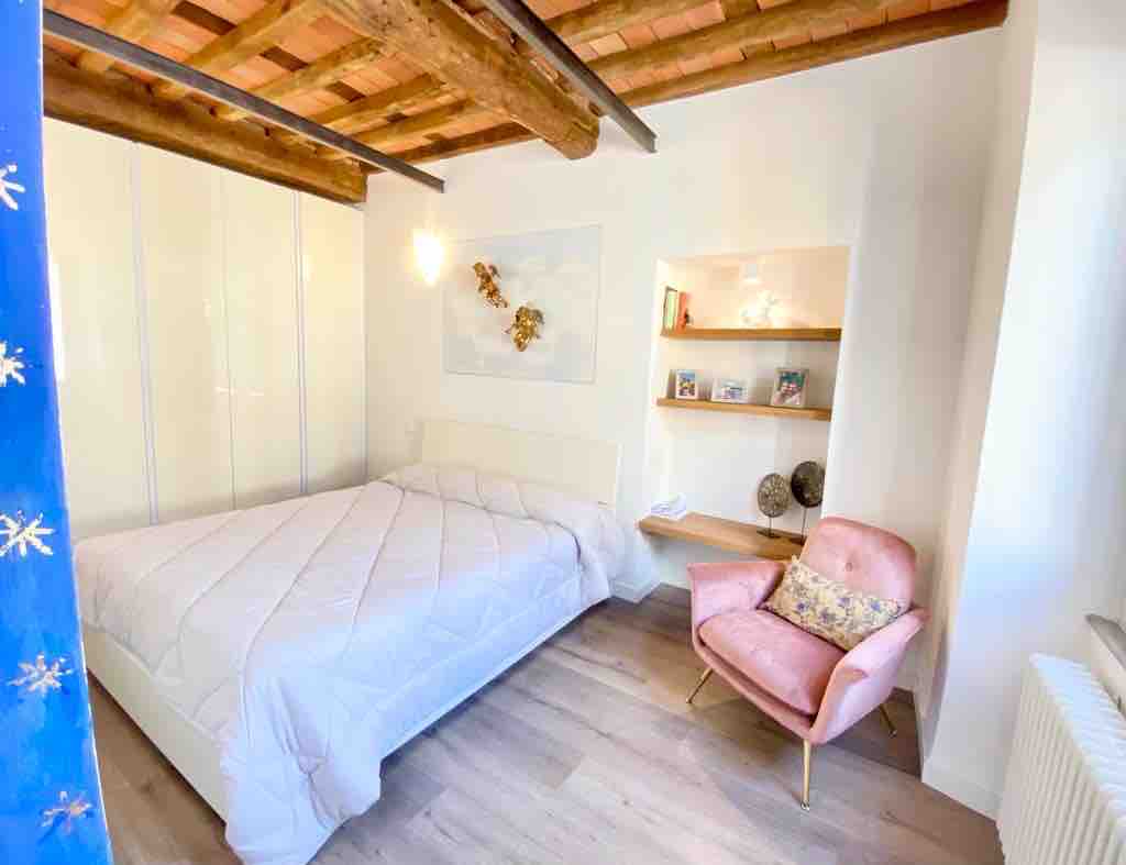 Airbnb performant: Tuscany Design Apartment à Pietrasanta