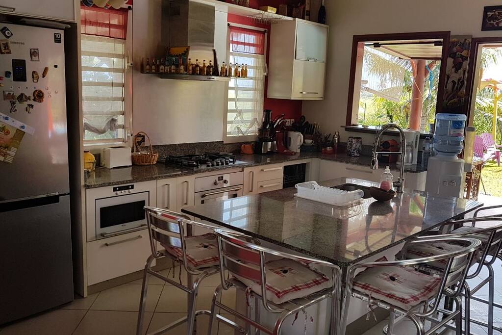 Cuisine ouverte spacieuse