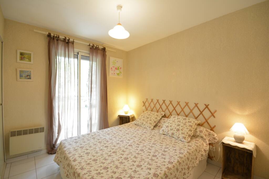 CHAMBRE 2 LIT 160X200