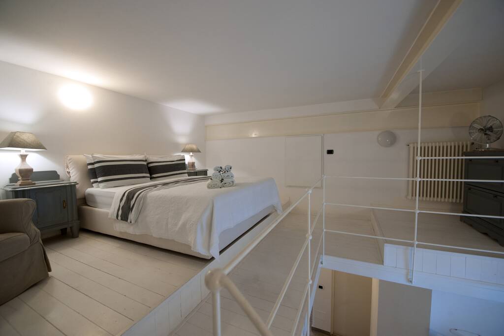 BEDROOM | LOFTED