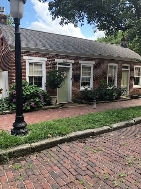 The Historic Garfield Inn