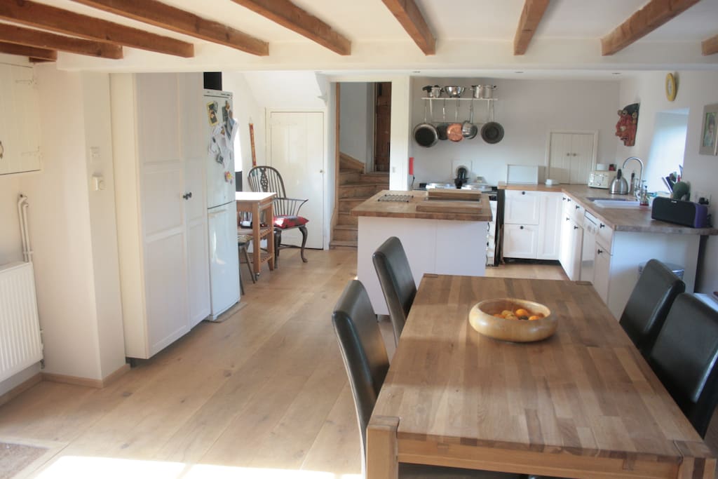 Fabulous country kitchen for culinary treats