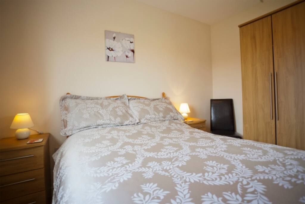 Double bedroom.