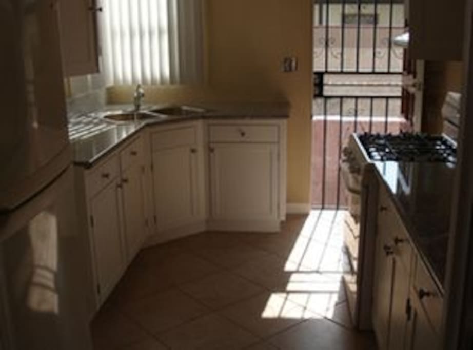 Kitchen - Door Leads to Back Patio