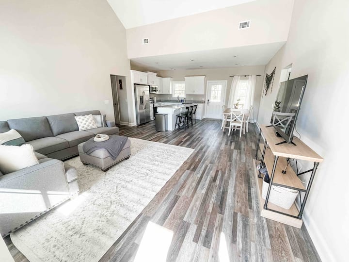 🤍 A Relaxing Home Away from Home 🤍 Houses for Rent in Pembroke