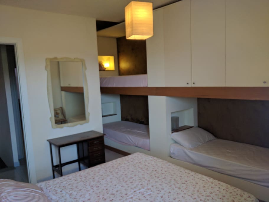 Piano superiore: Camera da letto