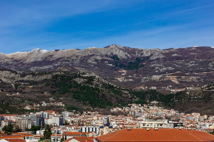 Apartments Lora managed Airbnb listing 2