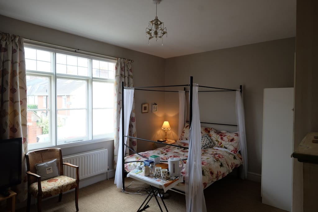 Large comfortable bedroom