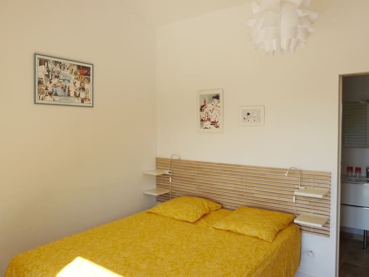 双人床房（ 200 x 160 ）