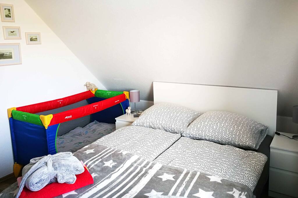 Kinderbett